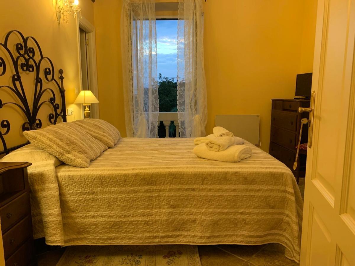 Villa Auristela Navia Luaran gambar
